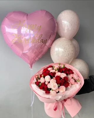 Шар-сердце Happy Birthday и букет роз
