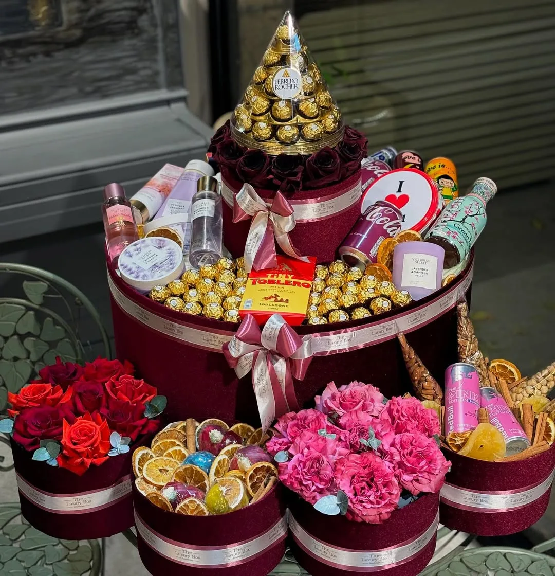 Multi-Tier Gift Box