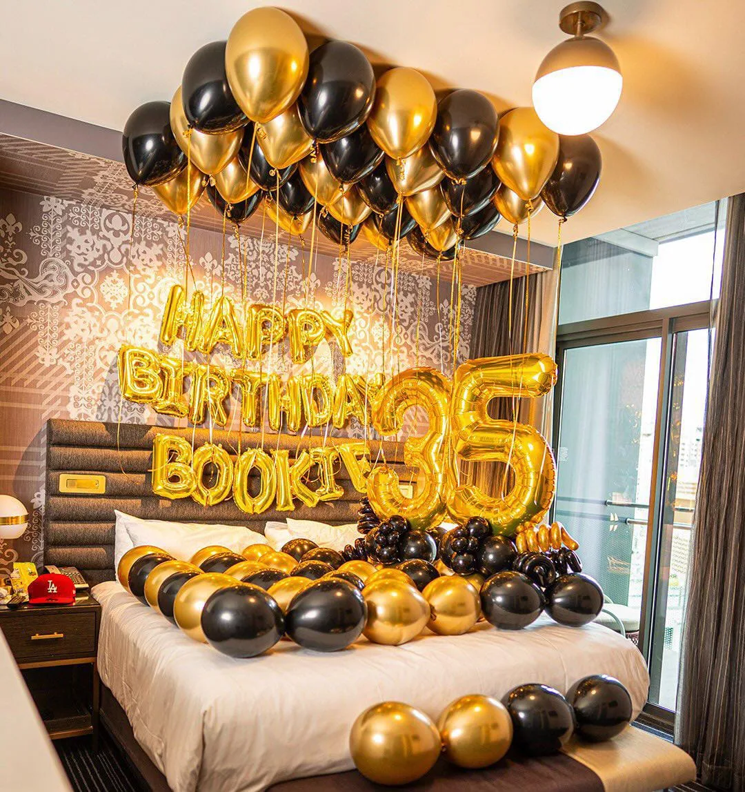 Black and Gold Birthday Room Decoration
