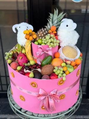 Fruit Set in a Pink Box