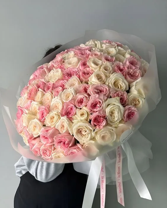 Pembe-Beyaz Gül Buketi